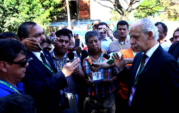 2014-09-03-gobierno-descarta-intervenir-el-futbol-tras-releccion-de-chavez