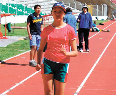 Atleta-marchista-Wendy-Cornejo-entrenamiento_LRZIMA20130808_0073_11