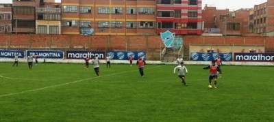 Bolivar futbol con la pre