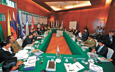 Comite-Olimpico-Boliviano-emisarios-Internacional_LRZIMA20121008_0026_11