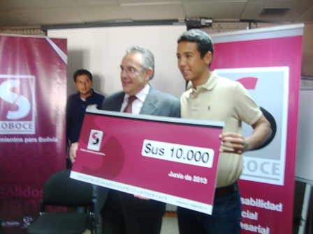 Soboce entrega reconocimiento a Dellien