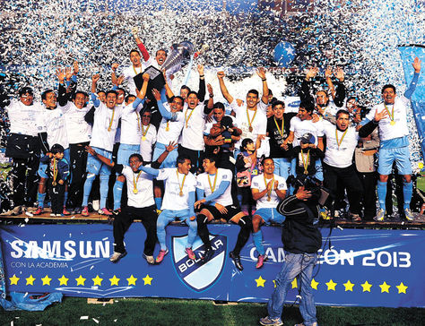 Festejo-celebracion-Bolivar-Clausura-Liga_LRZIMA20130823_0008_11