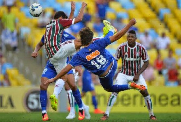 Martins manda en liga brasileña