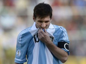 Messi-puede-creer-fallo_OLEIMA20130326_0150_8