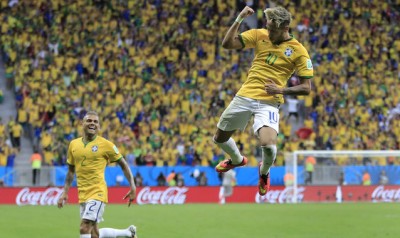 Neymar-primero-Brasil-Camerun-Mundial_ALDIMA20140623_0017_27