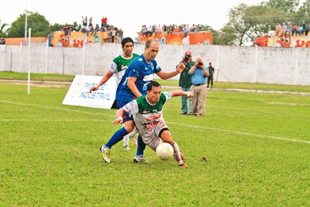 Sport Boys - Petrolero 