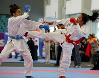 Foto: Medallistas de Karate Loreto Salamanca, Priscila Lazo (Chile, Ecuador)