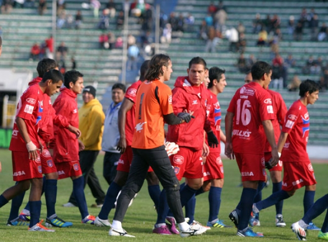 Mazzetti y Gallegos salieron lesionados.