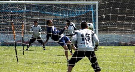 Bolivar cierra entrenamientos para enfrentar al tigre