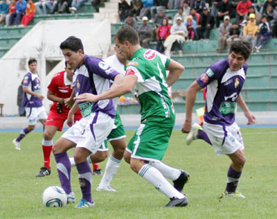 real_potosi_vs_oriente_petrolero_abril_2012_220120415