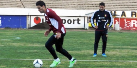 La vinotinto entrena con equipo completo